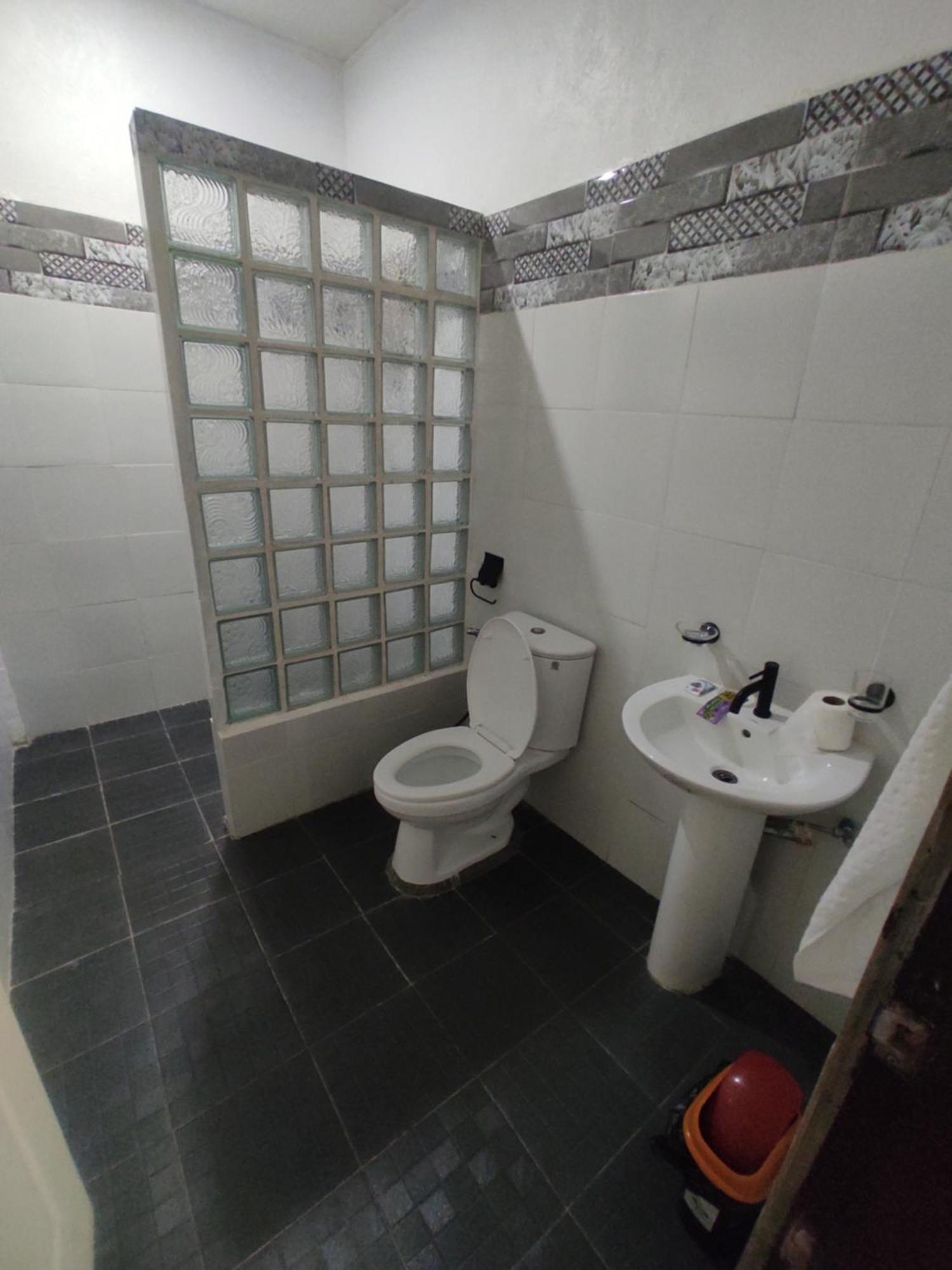 Apoestin Homestay Siquijor Exterior foto